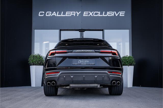 Lamborghini Urus 4.0 V8 - Akrapovic l Carbon | B&O Advanced l Panorama
