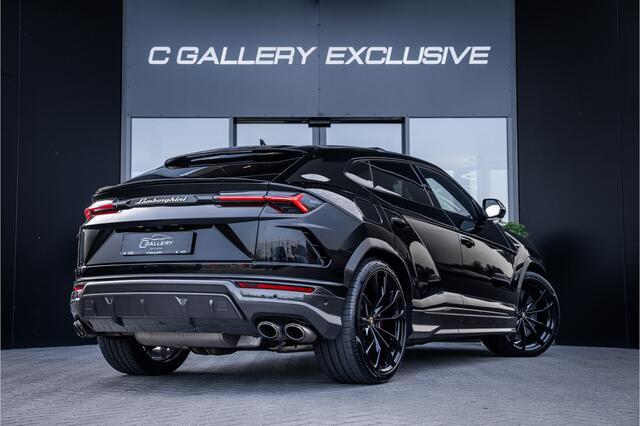 Lamborghini Urus 4.0 V8 - Akrapovic l Carbon | B&O Advanced l Panorama