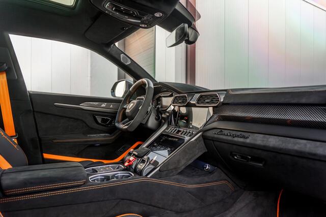Lamborghini Urus Performante - 5 Year Maintenance - PPF - Carbon Package - Export price