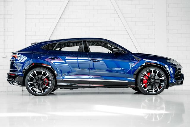 Lamborghini Urus 4.0 V8 | Bang & Olufsen l 2 seat config l ACC