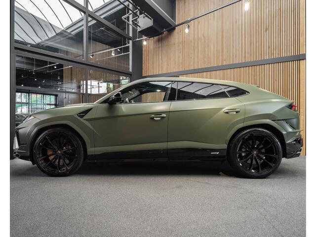 Lamborghini Urus V8 S Keramisch 23'' Sportuitlaat URUS 4.0 V8 S Pano 3D surround