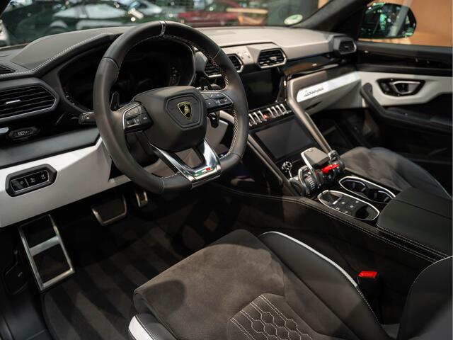 Lamborghini Urus V8 S Keramisch 23'' Sportuitlaat URUS 4.0 V8 S Pano 3D surround