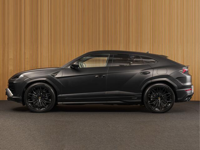 Lamborghini Urus 4.0 V8 Hybrid SE 23" I STYLE PACK I ANIMA I SUNBLINDS I SPORTIVO