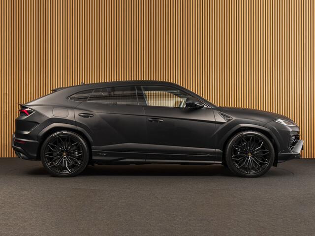 Lamborghini Urus 4.0 V8 Hybrid SE 23" I STYLE PACK I ANIMA I SUNBLINDS I SPORTIVO