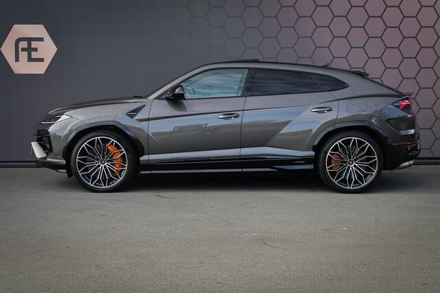 Lamborghini Urus SE 4.0 V8 Hybrid | AKRAPOVIC | FULL PPF | B&O ADVANCED | ACC |