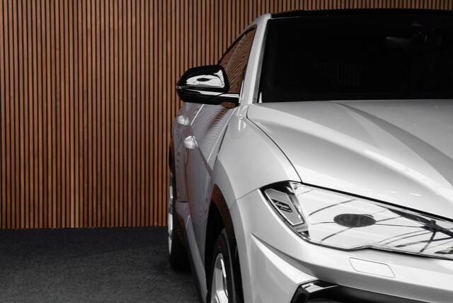 Lamborghini Urus 4.0 V8 HUD Leer Ceramic B&O 360° ACC Massage Alcantara hemel Elektr. achterklep Elektr. verstelbare stoelen met memory Stoel & Stuurverwarming Navi PDC Climate LM velgen