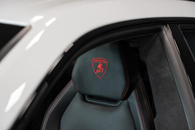 Lamborghini Urus 4.0 V8 *Novitec / B&O Advanced / Panorama / Stoelventilatie + massage / HUD*