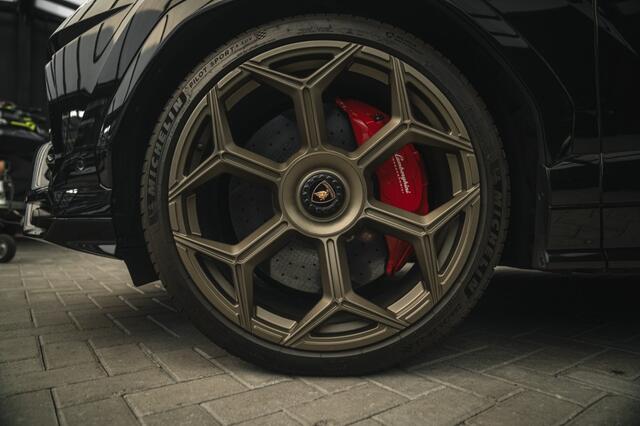 Lamborghini Urus Urus Zwart