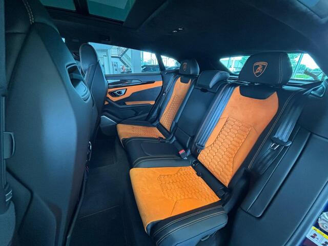 Lamborghini Urus 4.0 V8 | Akra | 23 Inch | Pano | B&O | HUD