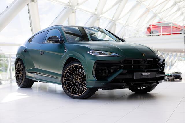 Lamborghini Urus 4.0 V8 Hybrid SE | Verde Hydra Matt | Interior Carbon Pack | 5Y Maintanance Pack
