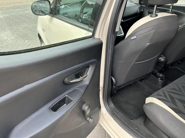 Lancia YPSILON 0.9 TwinAir Opening Edition