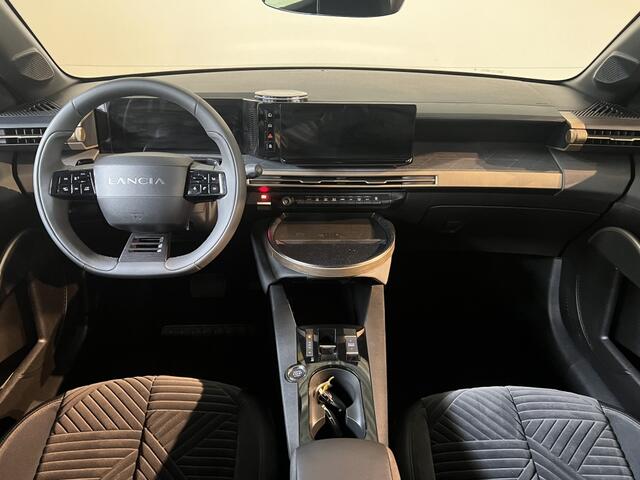 Lancia YPSILON 1.2 Turbo Hybrid LX