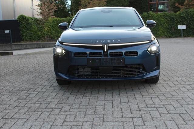 Lancia YPSILON 1.2 Turbo Hybrid LX Camera-Carplay-Keyless