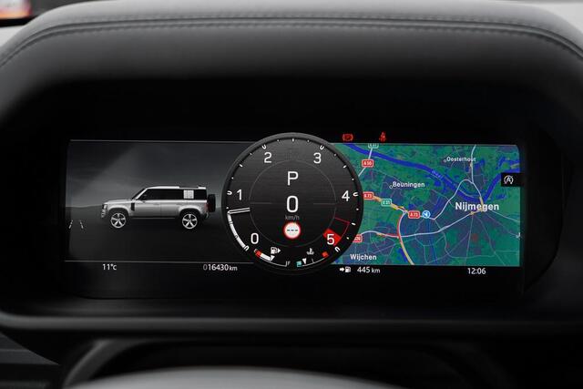 Land Rover DEFENDER 3.0 D250 110 X-Dynamic SE / 3-Zits / 1e Eig / Pano / Luchtvering / Trekhaak / Garantie 06-2029