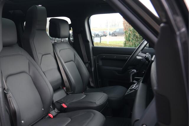 Land Rover DEFENDER 2.0 P300e 110 X-Dynamic HSE / 6 persoons uitvoering / Meridian Surround / Head-up