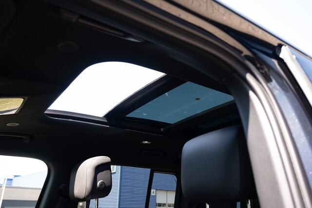 Land Rover DEFENDER 2.0 P300e 110 X-Dynamic HSE / "1929 Blower"/ Heritage Customs
