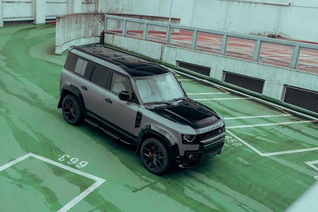 Land Rover DEFENDER 110 P300e X-Dynamic HSE | Urban WideTrack | Quicksilver | Eiger Grey Satin |