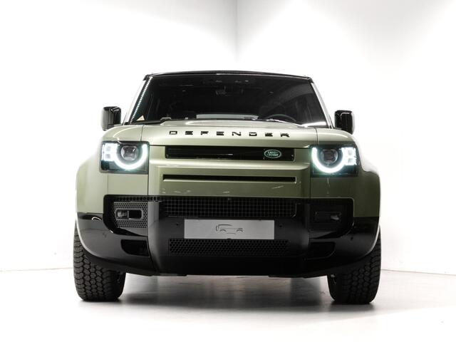 Land Rover DEFENDER 110 2.0 P300e 110 X-Dynamic HSE