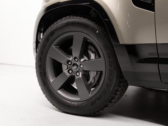 Land Rover DEFENDER 110 2.0 P300e 110 X-Dynamic HSE