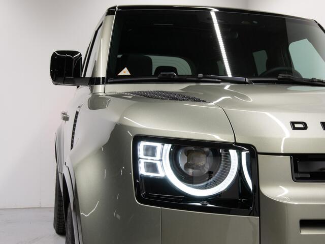 Land Rover DEFENDER 110 2.0 P300e 110 X-Dynamic HSE