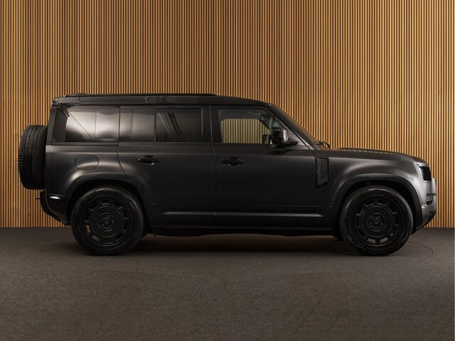 Land Rover DEFENDER 110 2.0 P300e 110 X-Dynamic HSE Mat zwart- 22inch URBAN