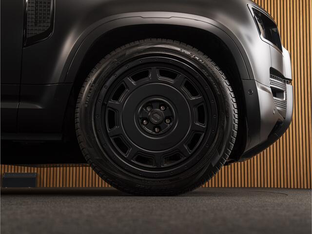 Land Rover DEFENDER 110 2.0 P300e 110 X-Dynamic HSE Mat zwart- 22inch URBAN