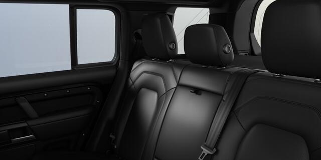 Land Rover DEFENDER 110 2.0 P300e 110 X-Dynamic HSE
