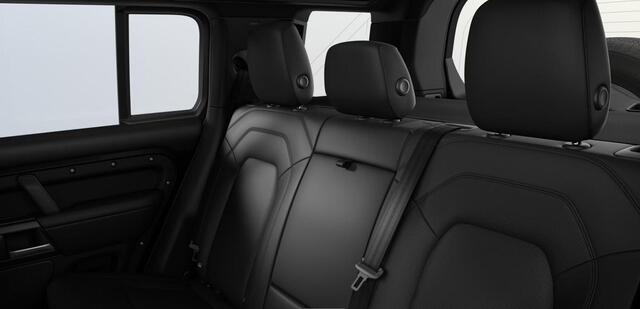 Land Rover DEFENDER 110 P300e X-Dynamic HSE | Head-Up | ClearSight | Trekhaak | Black Pack | 22 Inch