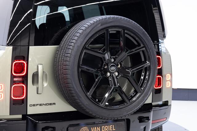 Land Rover DEFENDER 110 2.0 P300e 110 X-Dynamic SE | Panoramadak | 360 camera | Trekhaak |