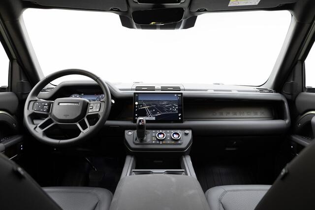 Land Rover DEFENDER 110 2.0 P300e 110 X-Dynamic SE | Panoramadak | 360 camera | Trekhaak |