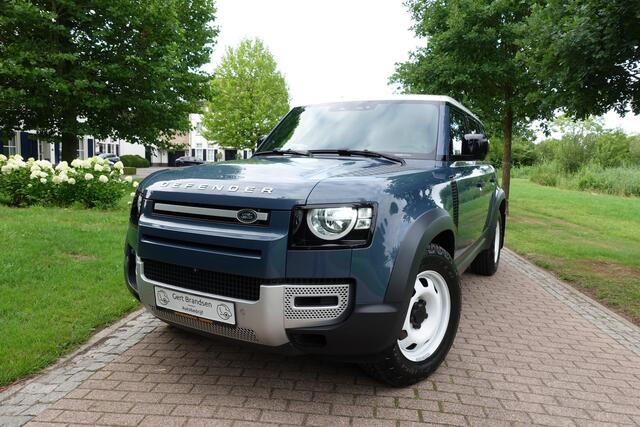 Land Rover DEFENDER 3.0 D200 110 MHEV 6 Cilinder *GRIJS KENTEKEN* | Luchtvering | 360° Camera | Trekhaak afneembaar | CarPlay | Stoelverw. | LED | Navi | PDC |