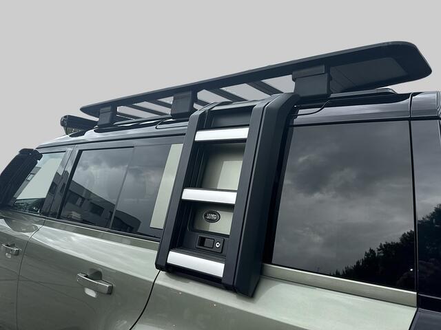 Land Rover DEFENDER 110 3.0 P400 FIRST EDITION | Rail Roof incl trapje | Elec. Winch | Led verstraler | luchtcompressor| Trekhaak elec. bedienbaar| Virtual spiegel| Geheel rijklaarprijs | DIRECT RIJDEN |