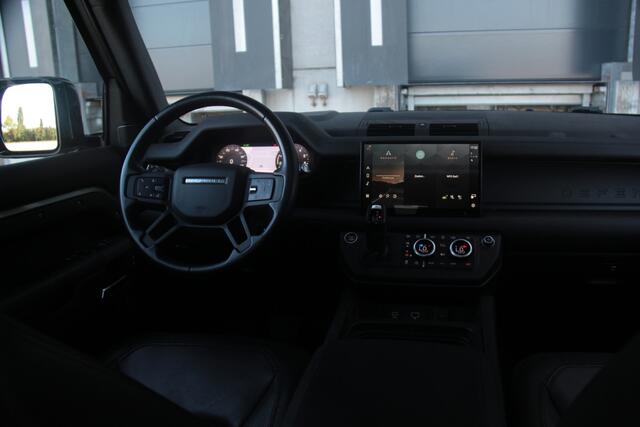 Land Rover DEFENDER 110 2.0 P400e 110 X-Dynamic HSE