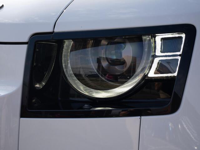 Land Rover DEFENDER 3.0 P400 110 X-Dynamic SE