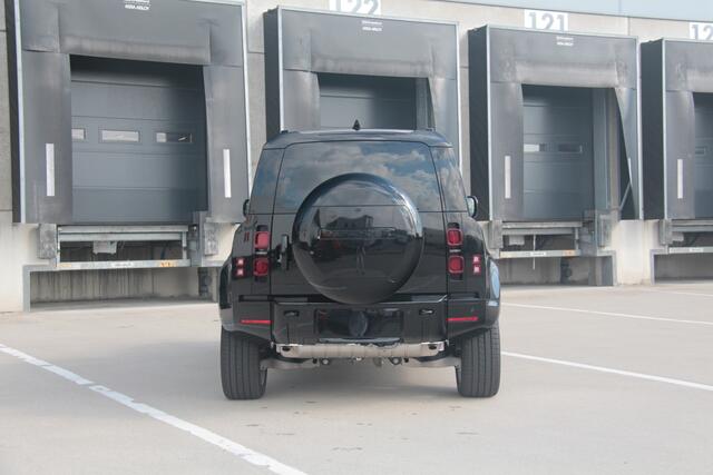 Land Rover DEFENDER 110 2.0 P300e 110 X-Dynamic HSE