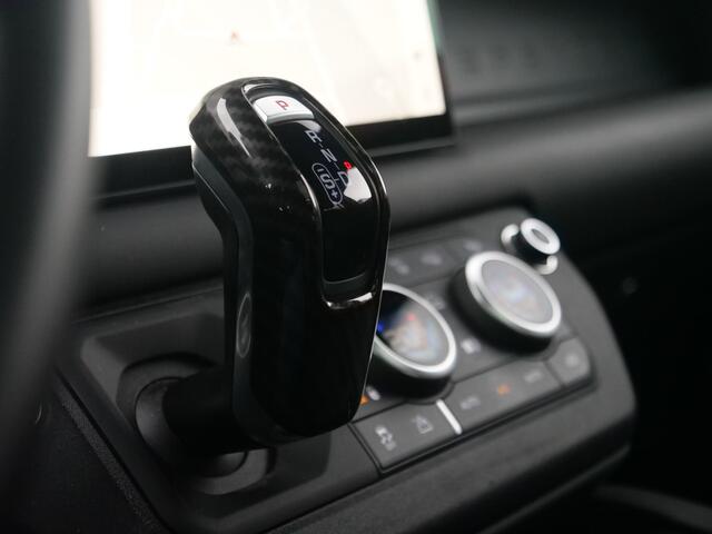 Land Rover DEFENDER 110 3.0 P400 110 X-Dynamic HSE | panorama | meridian | trekhaak | Uniek mooi..
