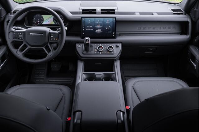 Land Rover DEFENDER 110 2.0 P300e 110 X-Dynamic SE / 22 inch Octa velgen / Matt Frozen Bronze wrap / Sidesteps zwart / Spoiler /