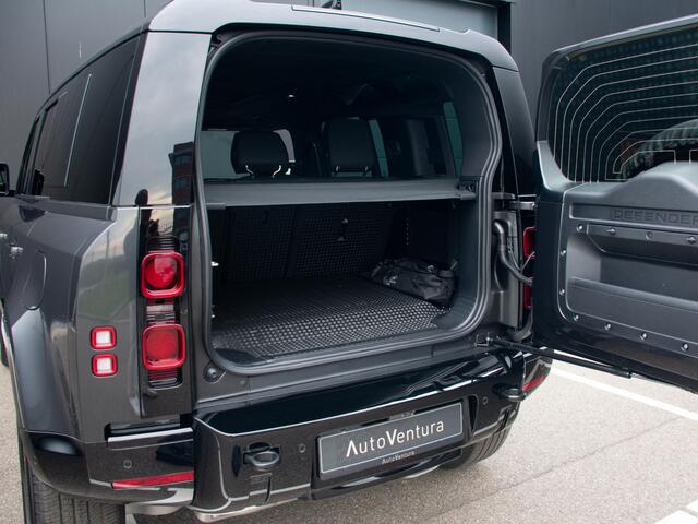 Land Rover DEFENDER 110 2.0 P300e 110 X-Dynamic l 6 Persoons l Schuif- /kantel Pano l Adapt. Cruise l Black Pack l 360 Camera