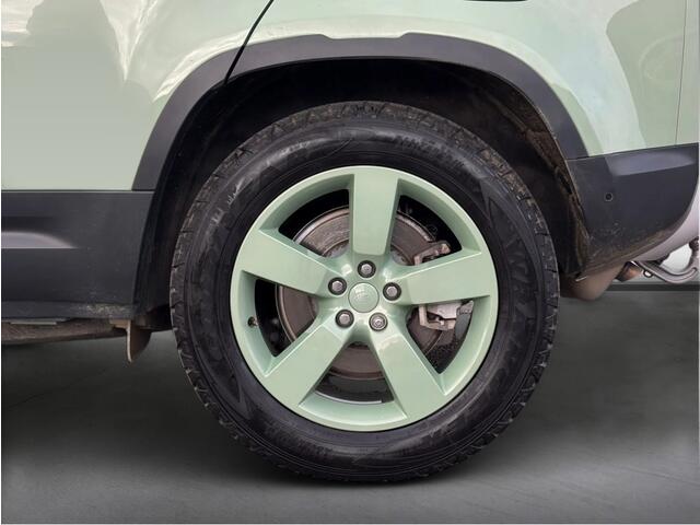 Land Rover DEFENDER 110 2.0 P400e 75th Limited Edition AWD Panodak Trekhaak HUD 360 Camera Meridian