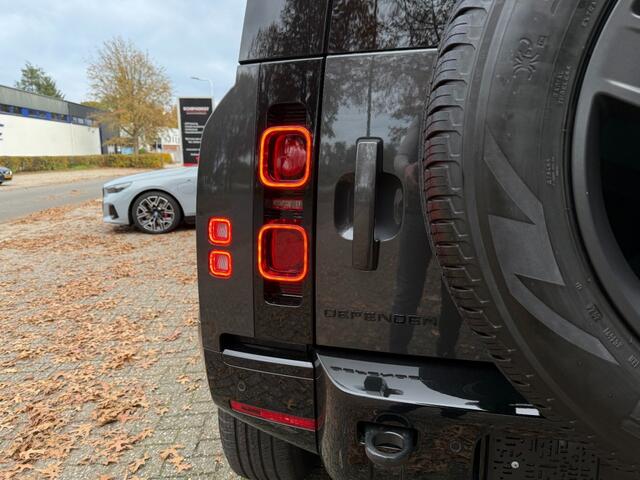 Land Rover DEFENDER 110 P300e X-Dynamic SE ACC/Meridian trekh/head-up/5jr garantie/Panoramadak