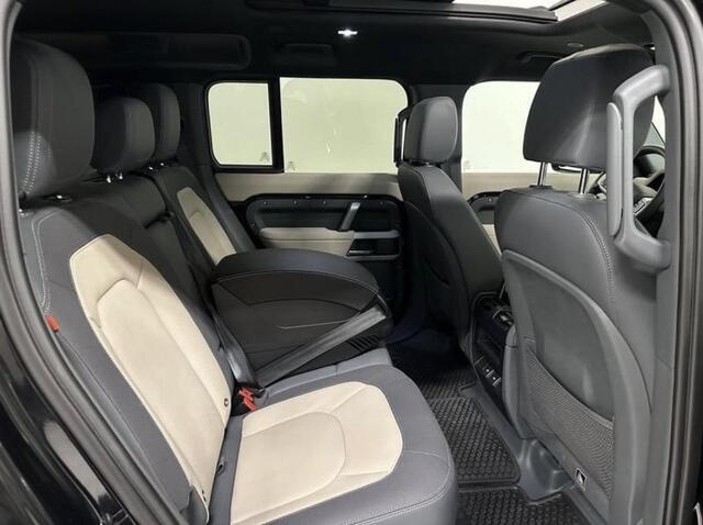 Land Rover DEFENDER 110 2.0 P400e 110 X | Pano | Treeplanken | 360 | Adaptive | Leder | Garantie 2028 |