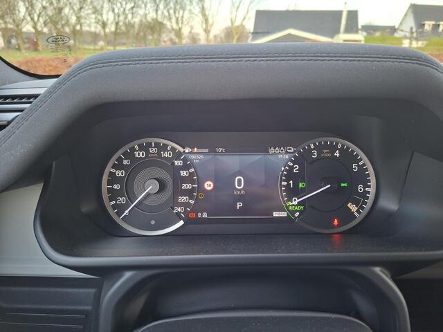 Land Rover DEFENDER 2.0 P400e 110 S Aut Hybrid | Cold Climate pack | Luchtvering | Black pack | 1 eig