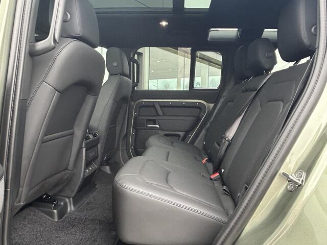 Land Rover DEFENDER 110 2.0 P300e 110 X-Dynamic SE | NIEUW - 0 km | Panoramadak | Elektr. trekhaak tot 3.000kg |