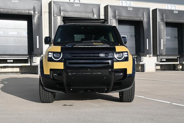 Land Rover DEFENDER 110 2.0 P300e 110 Trophy Edition Deep Sandglow Yellow