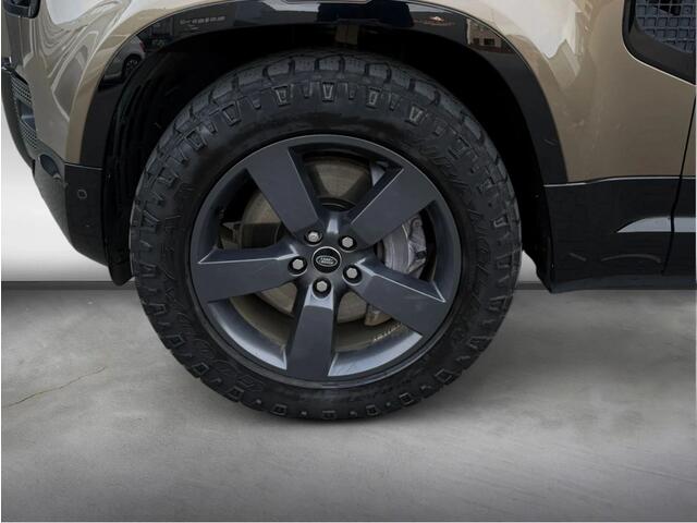 Land Rover DEFENDER 110 2.0 P400e 110 X-Dynamic HSE Panodak Trekhaak Meridian 360Camera Dealer Onderhouden