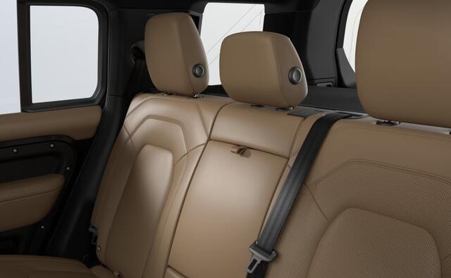 Land Rover DEFENDER 110 2.0 P300e 110 X-Dynamic HSE | Schuif/Kantel Dak | Extended Leather | Head Up | Koelvak | Elektrische Trekhaak | 22 Inch |