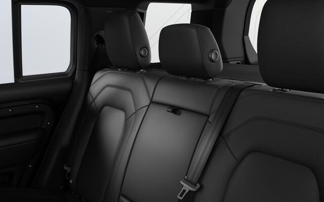 Land Rover DEFENDER 110 2.0 P300e 110 X-Dynamic HSE | Schuif/Kantel Dak | Extended Leather | Koelvak | Elektrische Trekhaak | 22 Inch |