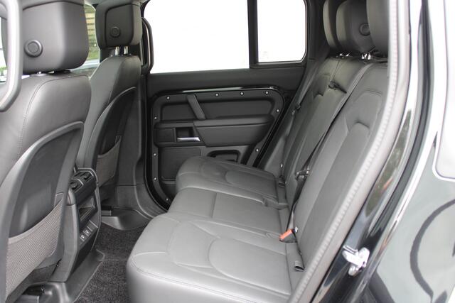 Land Rover DEFENDER 110 2.0 P300e 110 X-Dynamic HSE / 22'' / Panorama / Luchtvering / Meridian / Vol Opties / NIEUW!