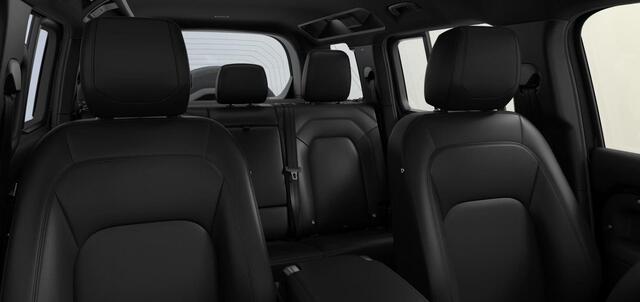 Land Rover DEFENDER 110 2.0 P300e 110 X-Dynamic HSE