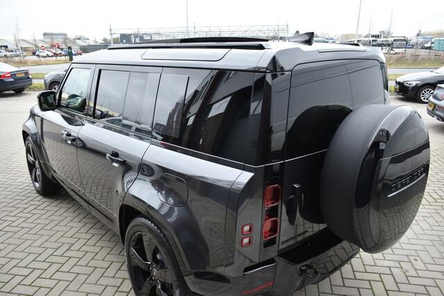 Land Rover DEFENDER 110 2.0 P300e 110 X-Dynamic HSE Carpahtian Grey met Caraway interieur